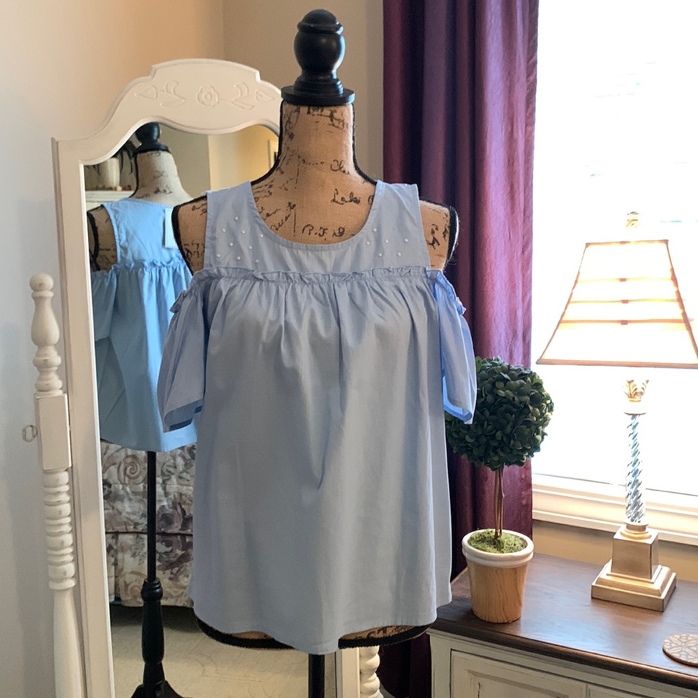 Cold Shoulder Juniors Top